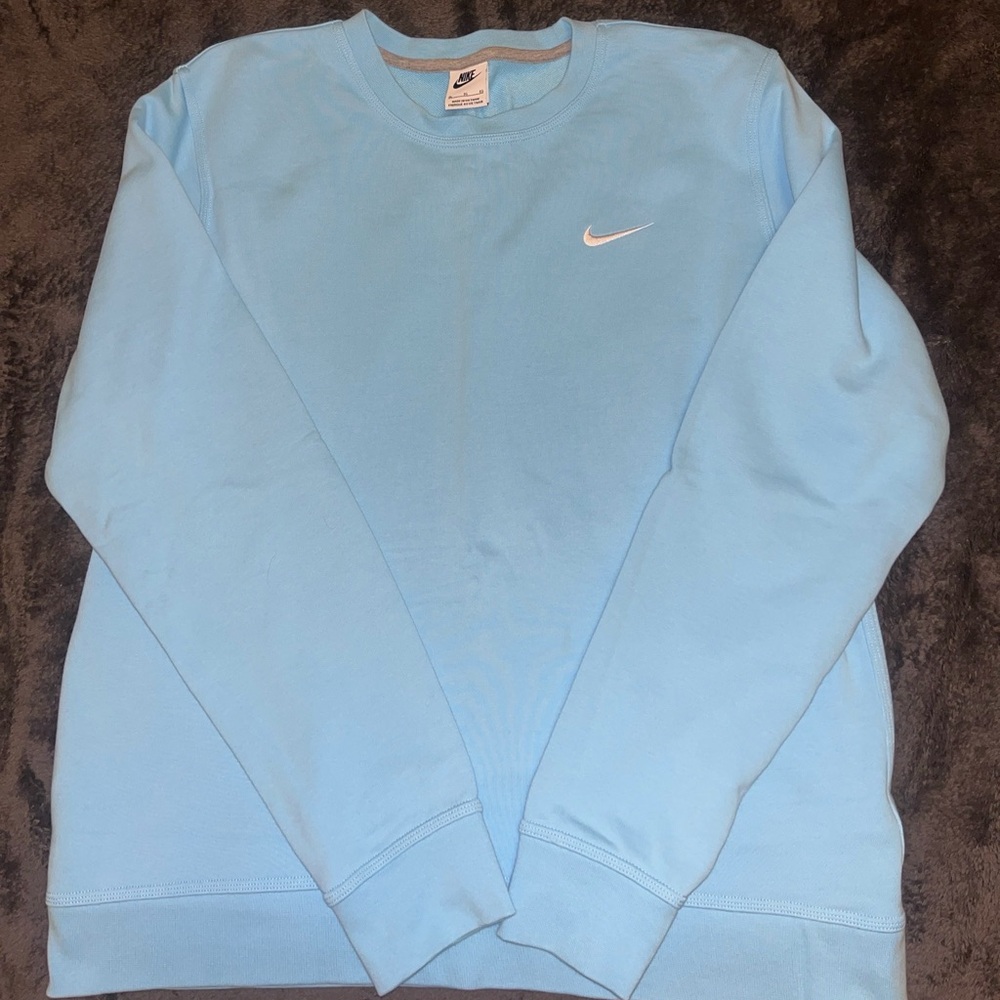 Nike Light Blue Crewneck Sweatshirt - Men’s XL (Like New)